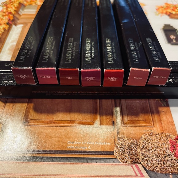 Laura Mercier Longwear Lip Liners - Picture 3 of 9